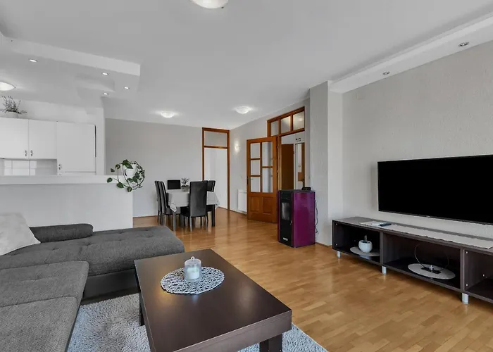 Urban מאקרסקה